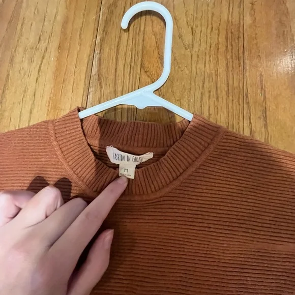 Rust Crewneck Tuck-able Sweater - Picture 4 of 5